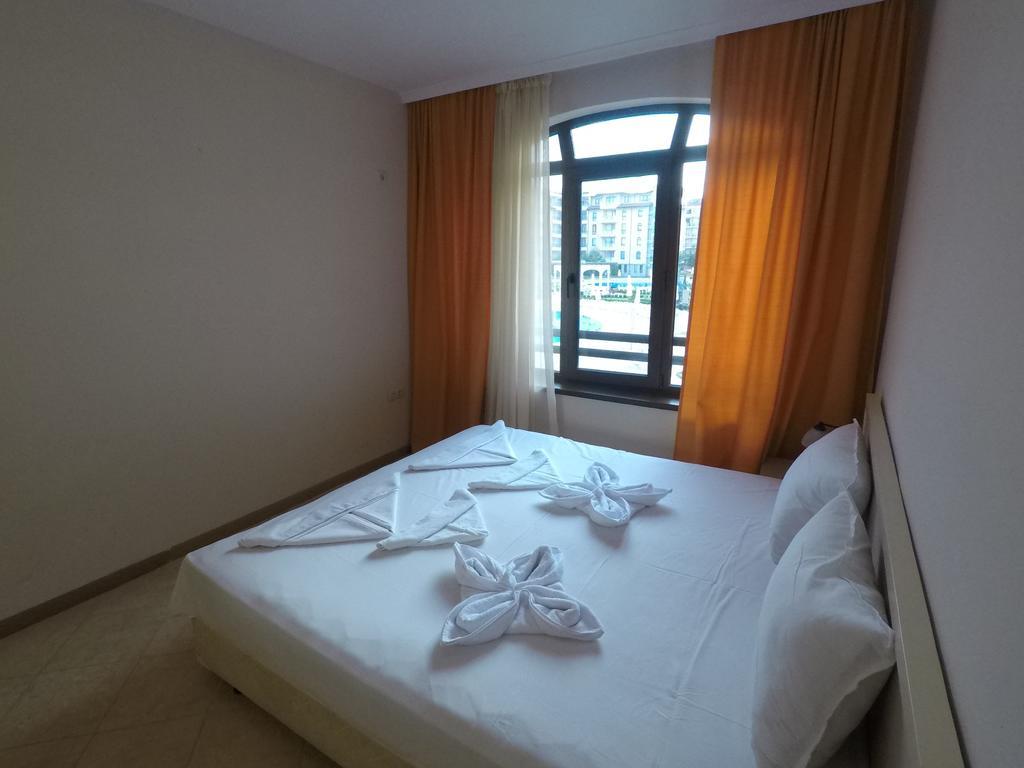 Royal Sun - Sunny Cove Apartment Sunny Beach Exterior foto
